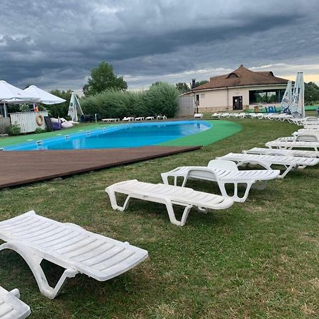 Вилла Aventurier Club Rozhny Экстерьер фото